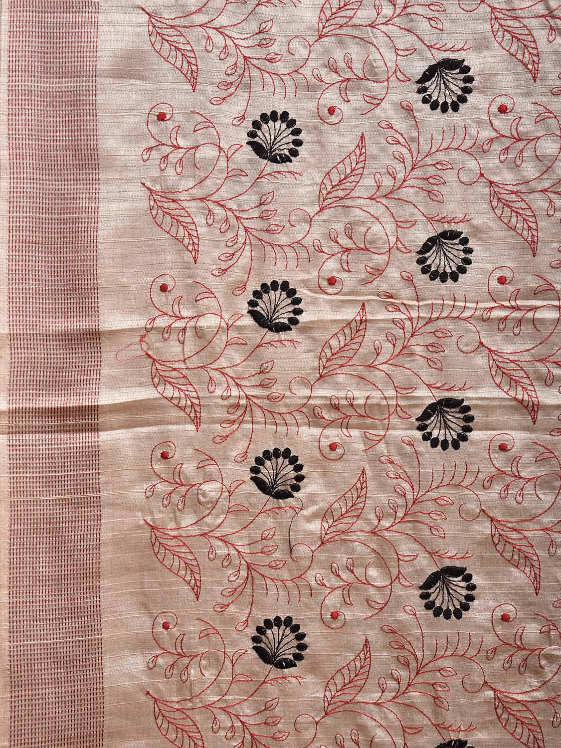 Cream Tussar Saree with Floral Embroidary Work and Strips Pallu Design o0589