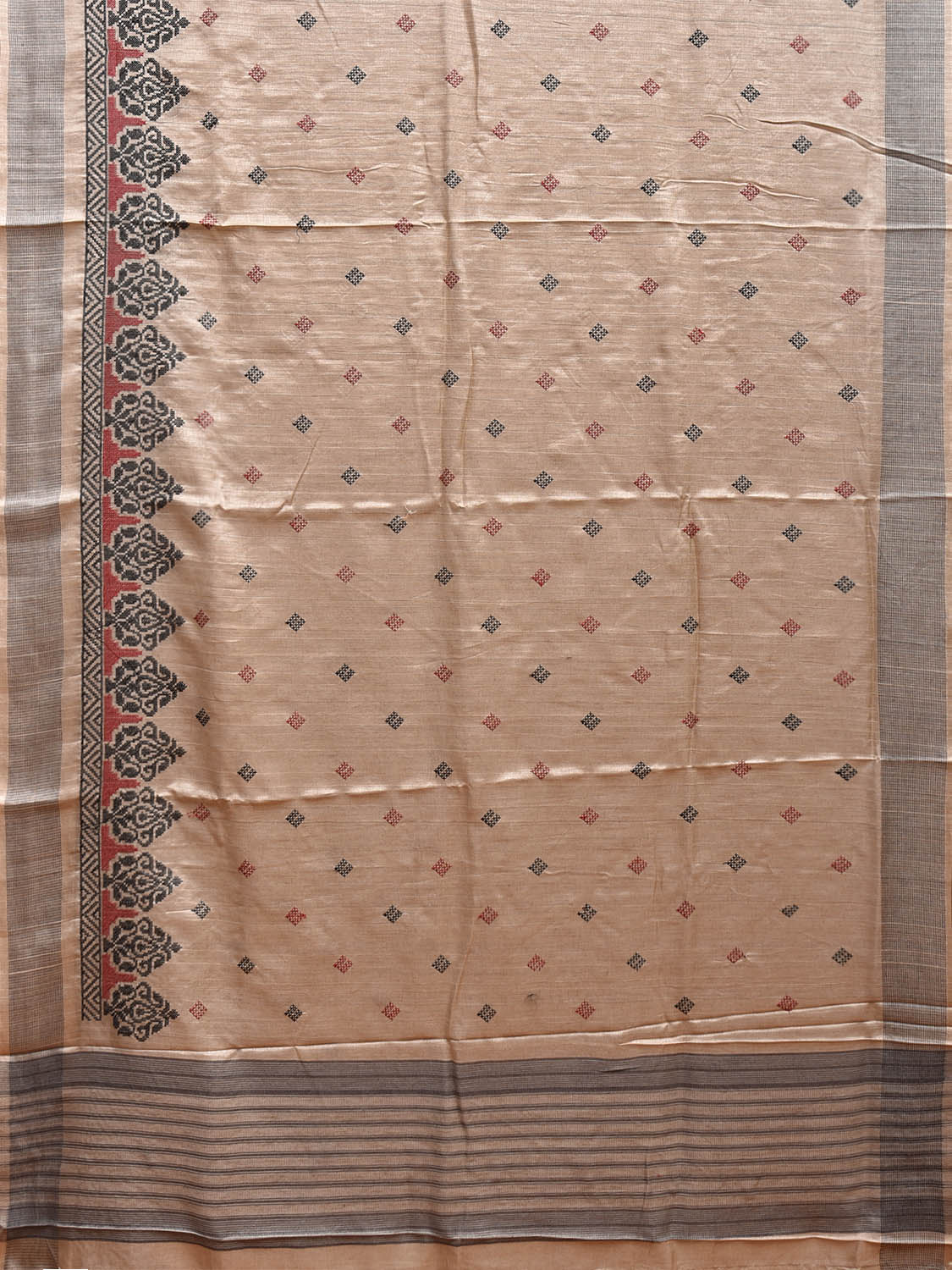 Cream Tussar Saree with One Side Border Petit Embroidary Work and Strips Pallu Design o0590