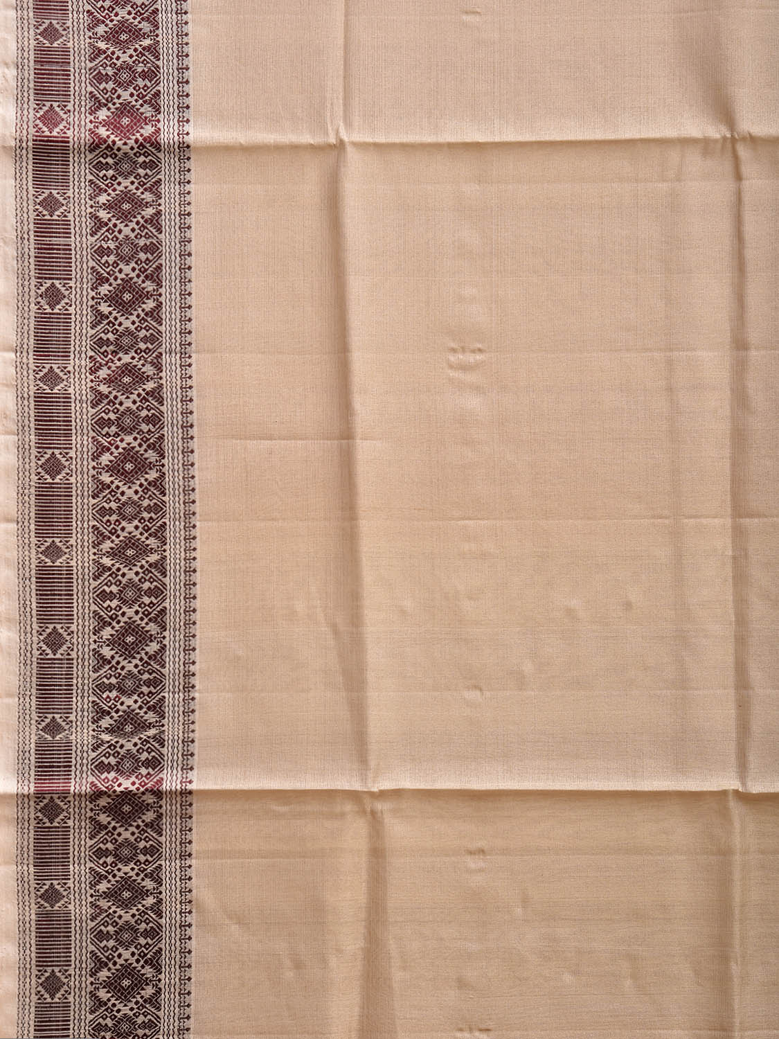 Cream Tussar Plain Saree with Border and Pallu Design o0627