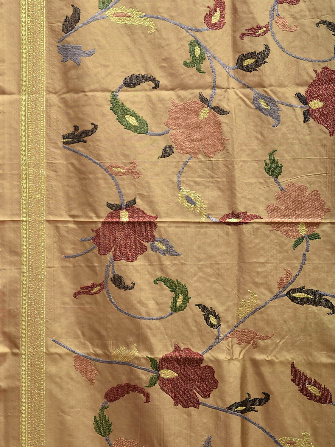 Light Olive Heavy Silk Handloom Saree with Floral Embroidary Work Design o0628