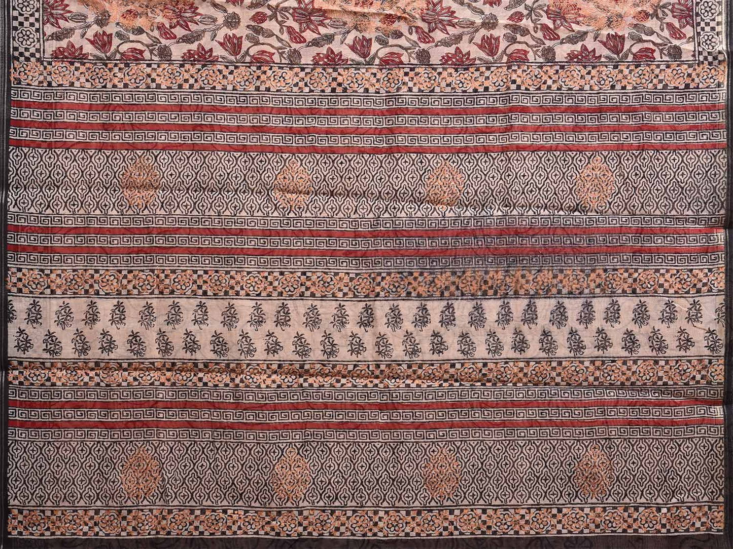 Cream Digital Print Cotton Saree with Floral Kalamkari Design o0640