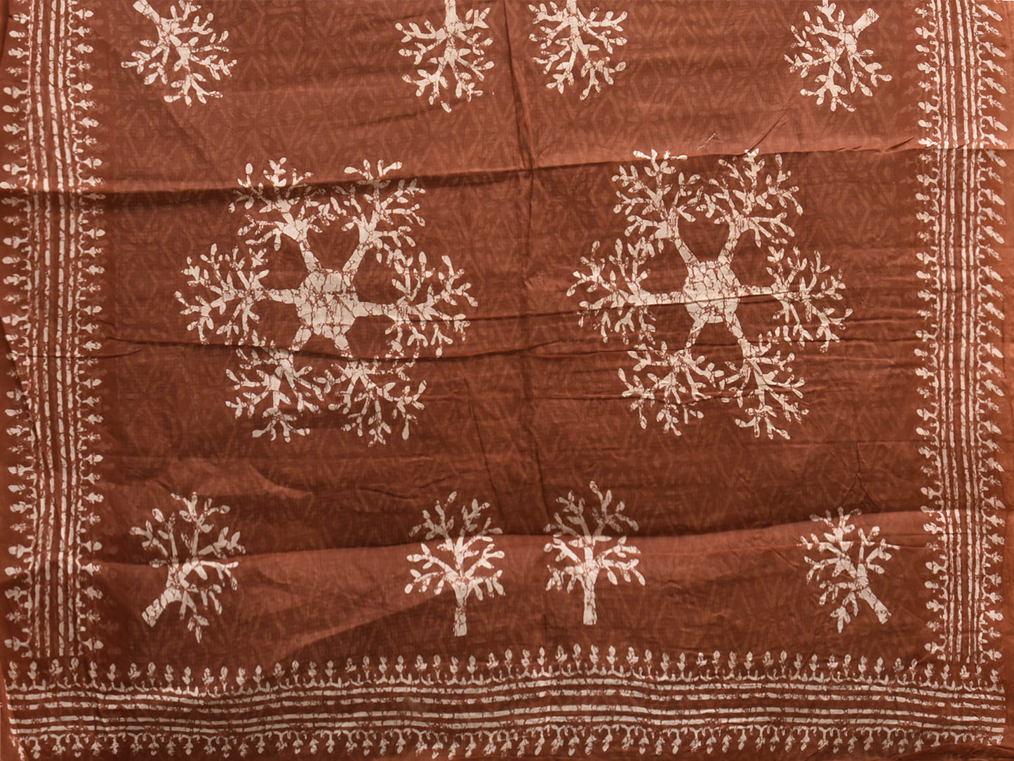 Grey and Brown Batik Print Cotton Saree with All Over Body and Pallu Design o0703