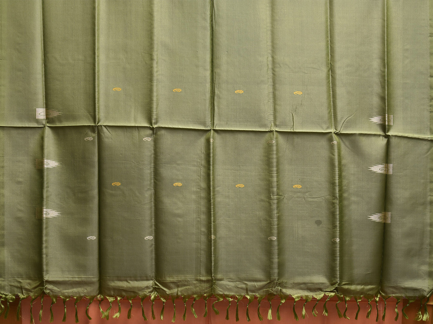 Peach and Sea Green Banana Silk Saree with Small Buta Design o0707