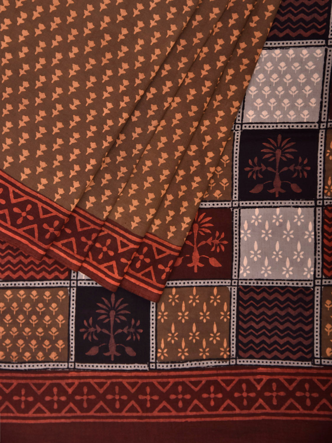 Multicolor Ajrak Print Cotton Saree with Checks Pallu Design No Blouse o0741