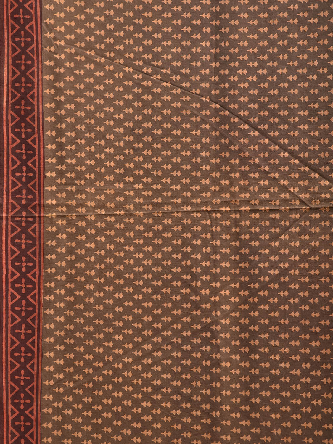 Multicolor Ajrak Print Cotton Saree with Checks Pallu Design No Blouse o0741