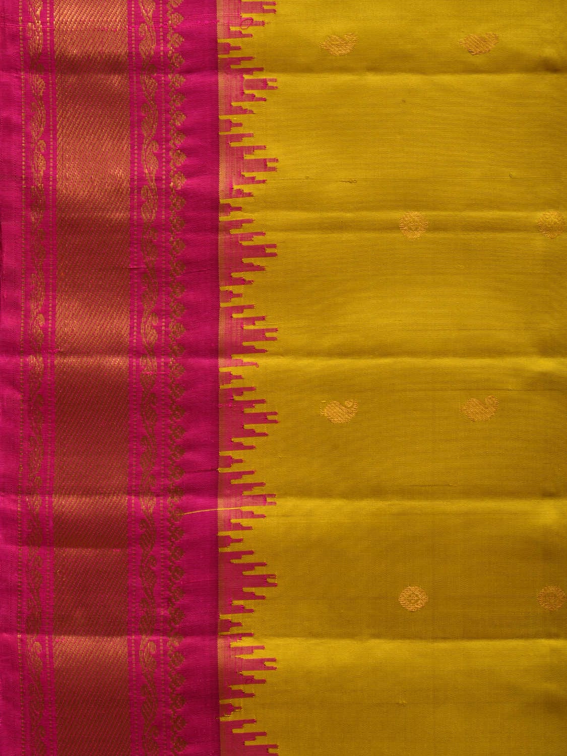 Olive and Pink Gadwal Silk Handloom Saree with Mango Pallu and Temple Border Design g0298