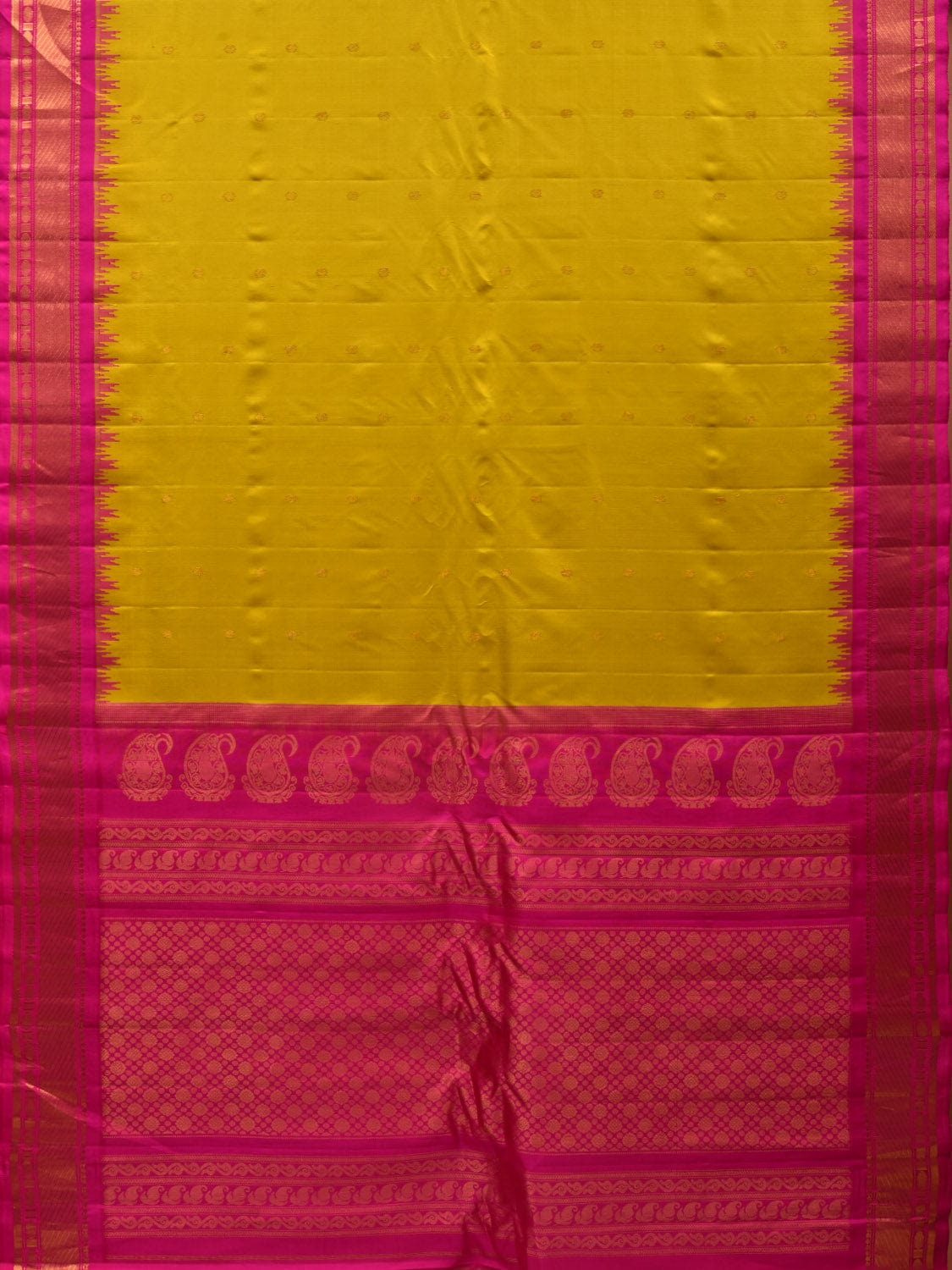 Olive and Pink Gadwal Silk Handloom Saree with Mango Pallu and Temple Border Design g0309
