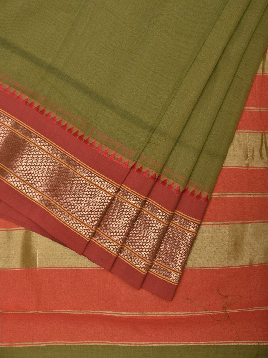 Olive and Red Bamboo Cotton Plain Saree with Contrast Pallu Design No Blouse bc0657