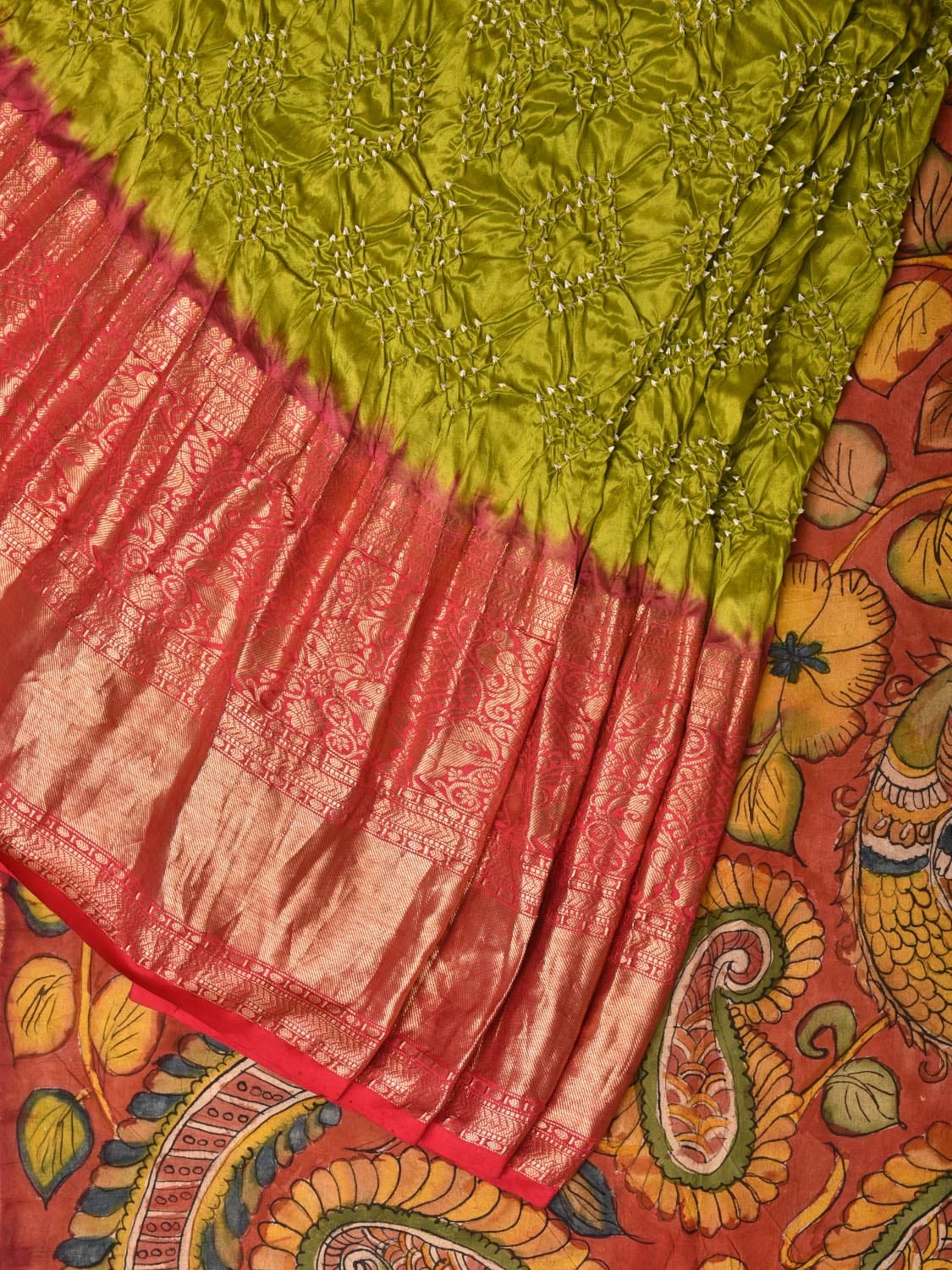 Olive and Red Bandhani Kanchipuram Silk Handloom Saree with Kalamkari Floral and Peacocks Pallu Design bn0491