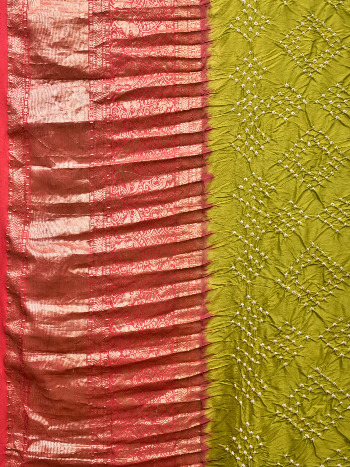Olive and Red Bandhani Kanchipuram Silk Handloom Saree with Kalamkari Floral and Peacocks Pallu Design bn0491