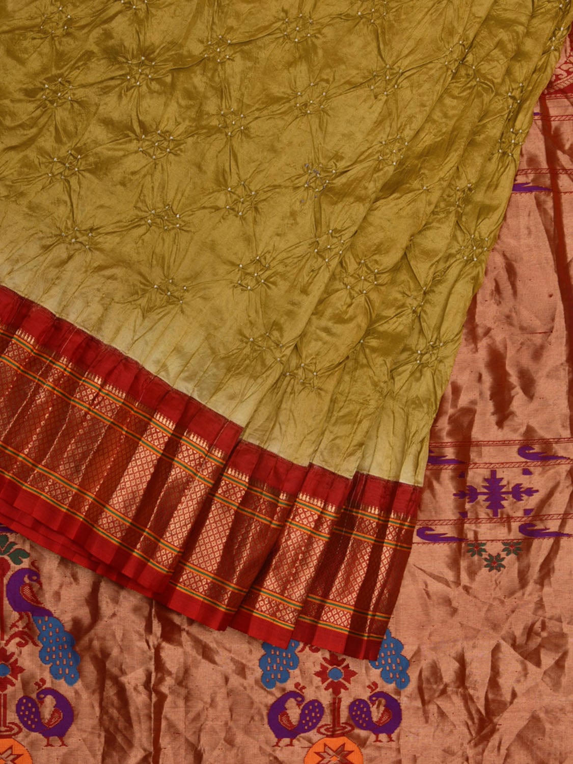 Olive and Red Bandhani Paithani Silk Handloom Saree with Pallu Design bn0436