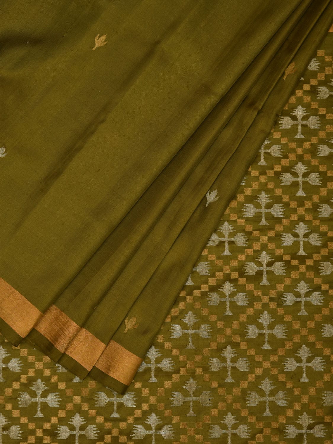 Olive Uppada Silk Handloom Saree with Karpur Pallu Design u1968