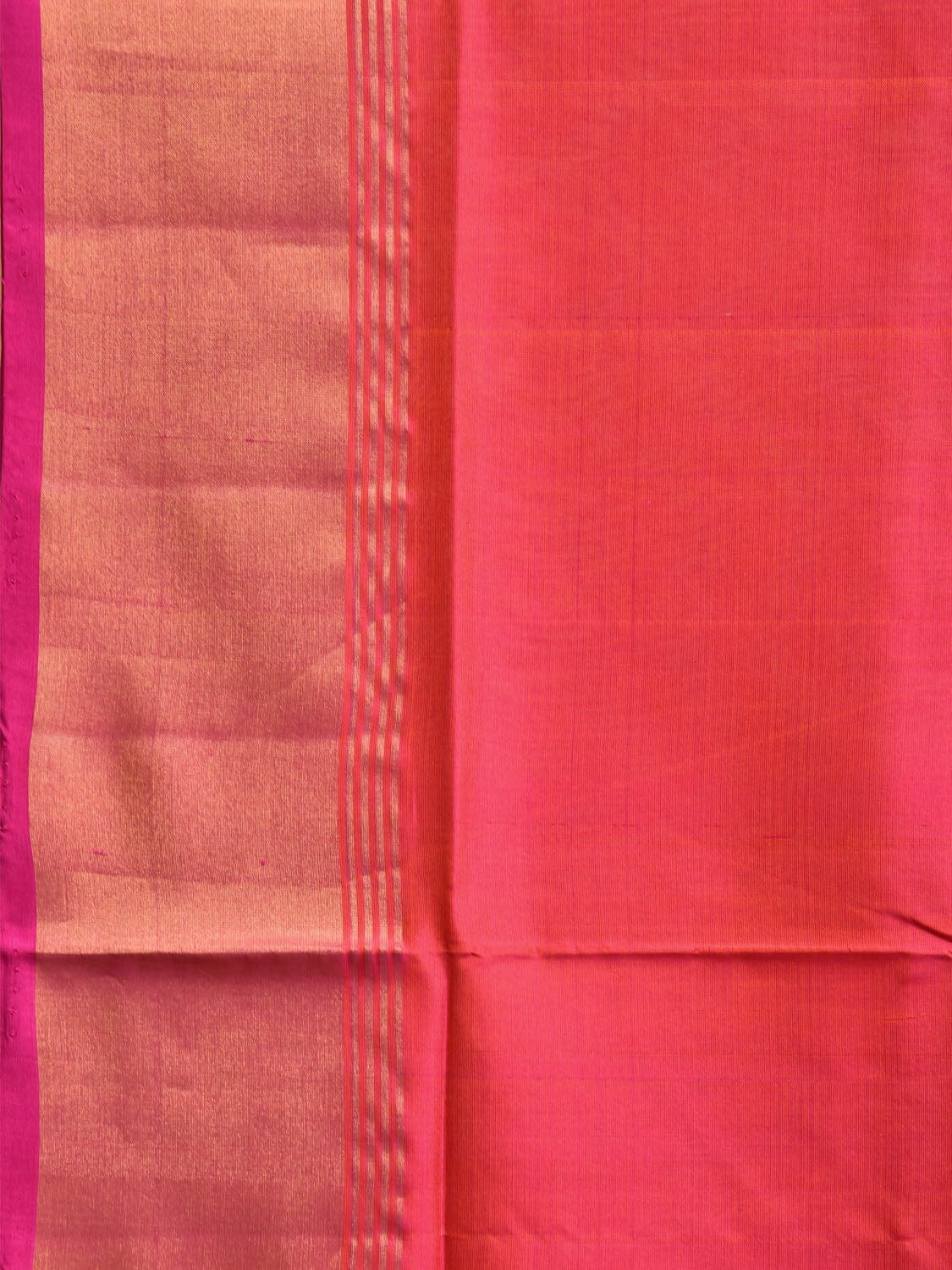 Orange and Pink Uppada Silk Handloom Plain Saree with Contrast Pallu Design u2352