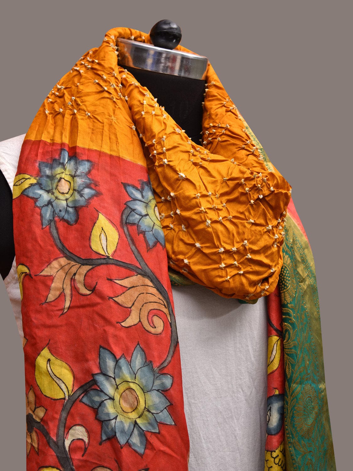 Orange and Red Bandhani Kalamkari Hand Painted Kanchipuram Silk Handloom Dupatta with Floral and Peacocks Design ds3630