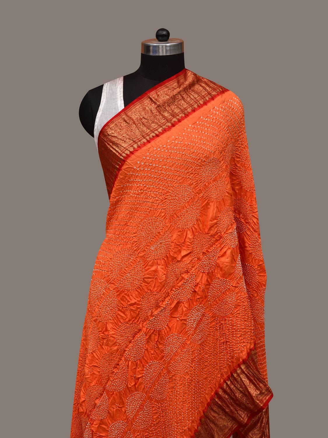 Orange and Red Bandhani Kanchipuram Silk Handloom Dupatta with Border Design ds2964