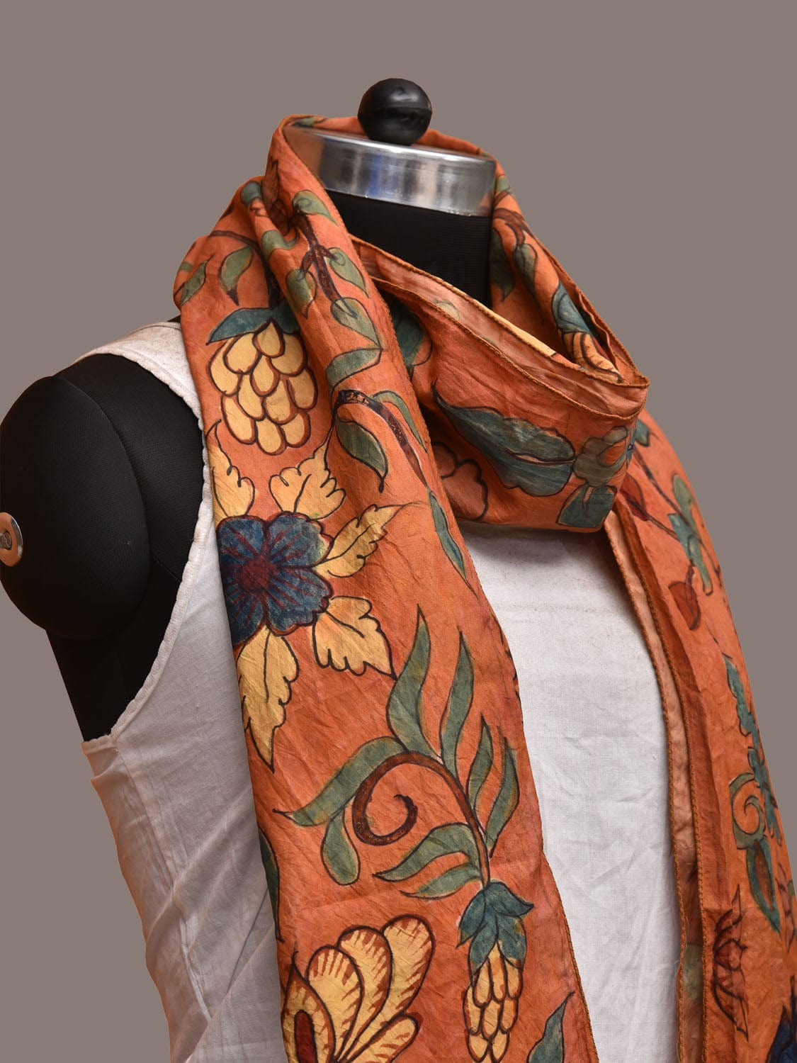 Orange Kalamkari Hand Painted Sico Handloom Stole with Floral Design ds3206