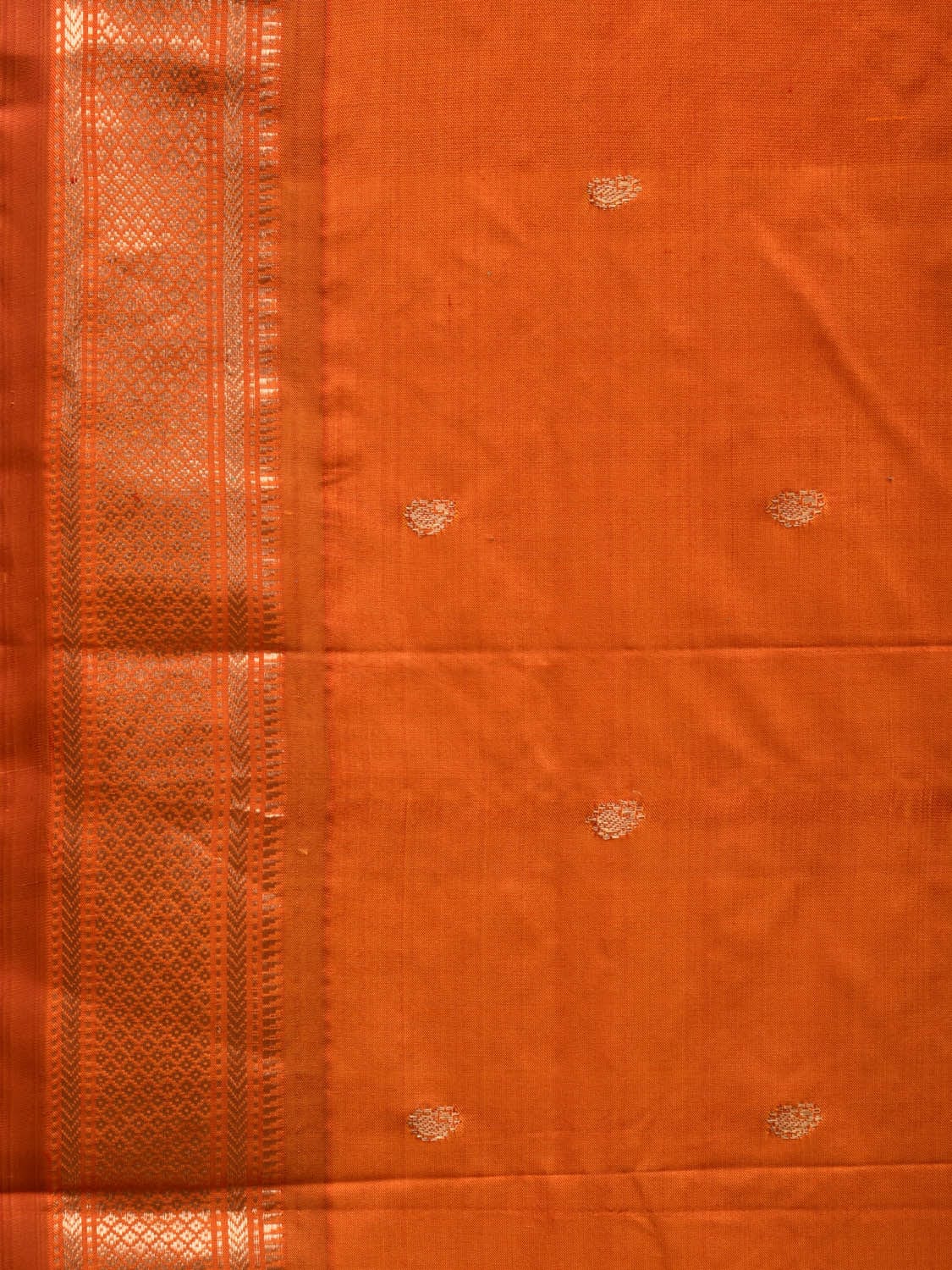 Orange Paithani Silk Handloom Saree with Single Pallu Design p0448
