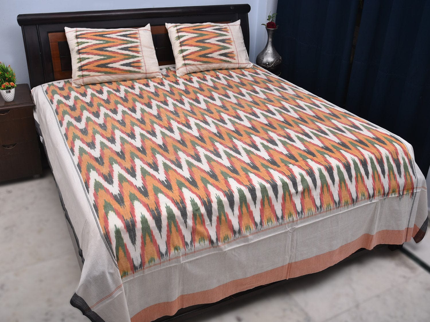 Orange Pochampally Ikat Cotton Handloom Bedsheet with Zig-Zag Design 90 x 108 Inches bd0051