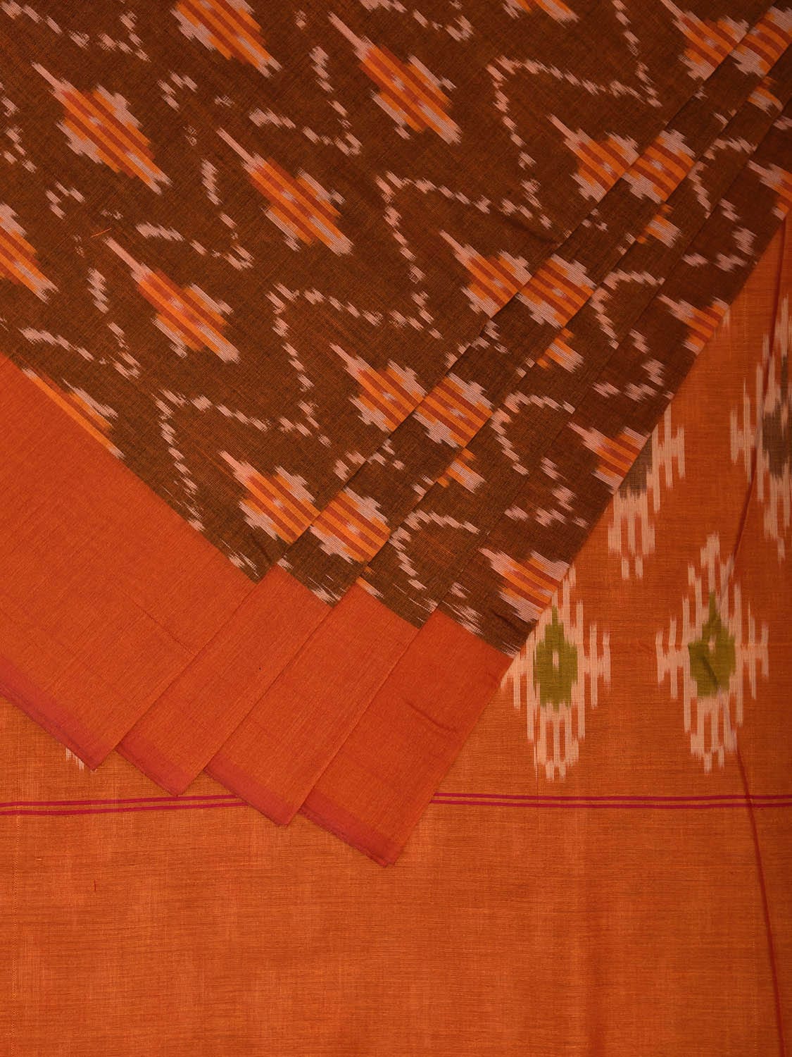 Orange Pochampally Ikat Cotton Handloom Saree with All Over Body and Pallu Design i0896
