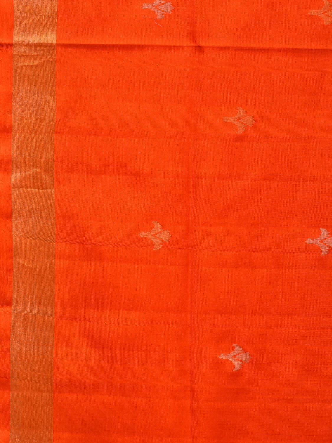 Orange Uppada Silk Handloom Saree with Floral Pallu Design u1990
