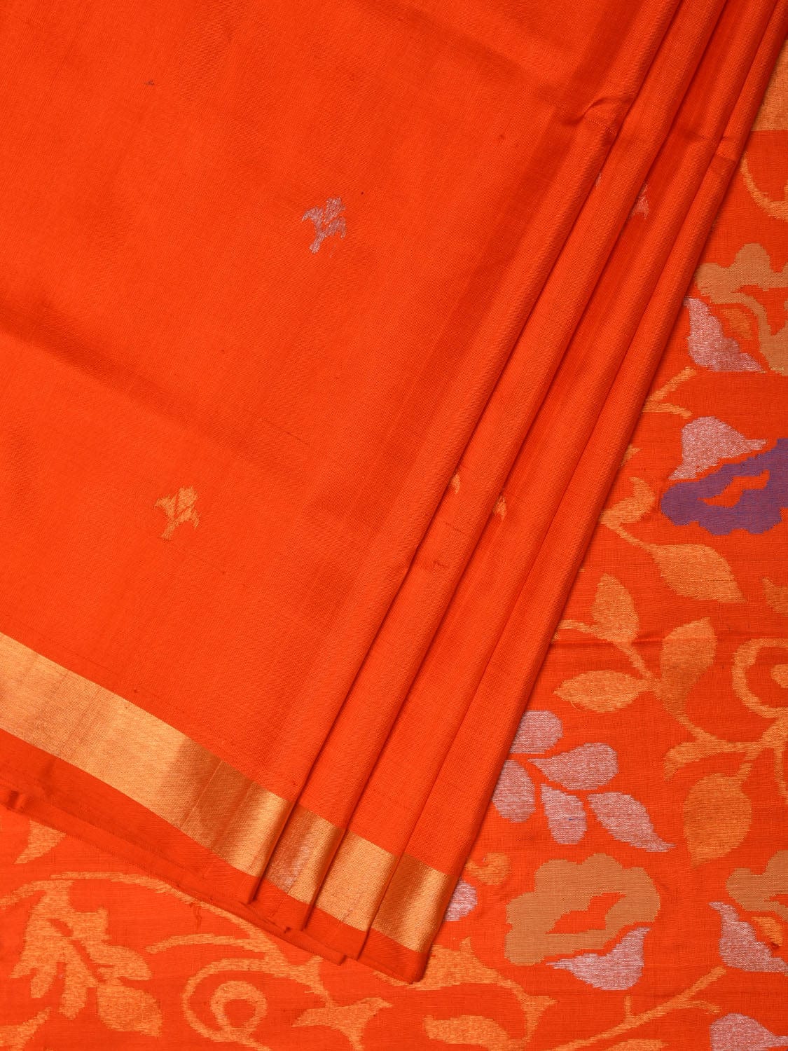 Orange Uppada Silk Handloom Saree with Floral Pallu Design u2154