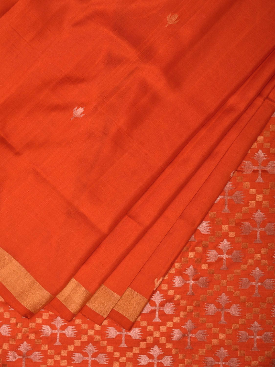 Orange Uppada Silk Handloom Saree with Jamdani Pallu Design u1975
