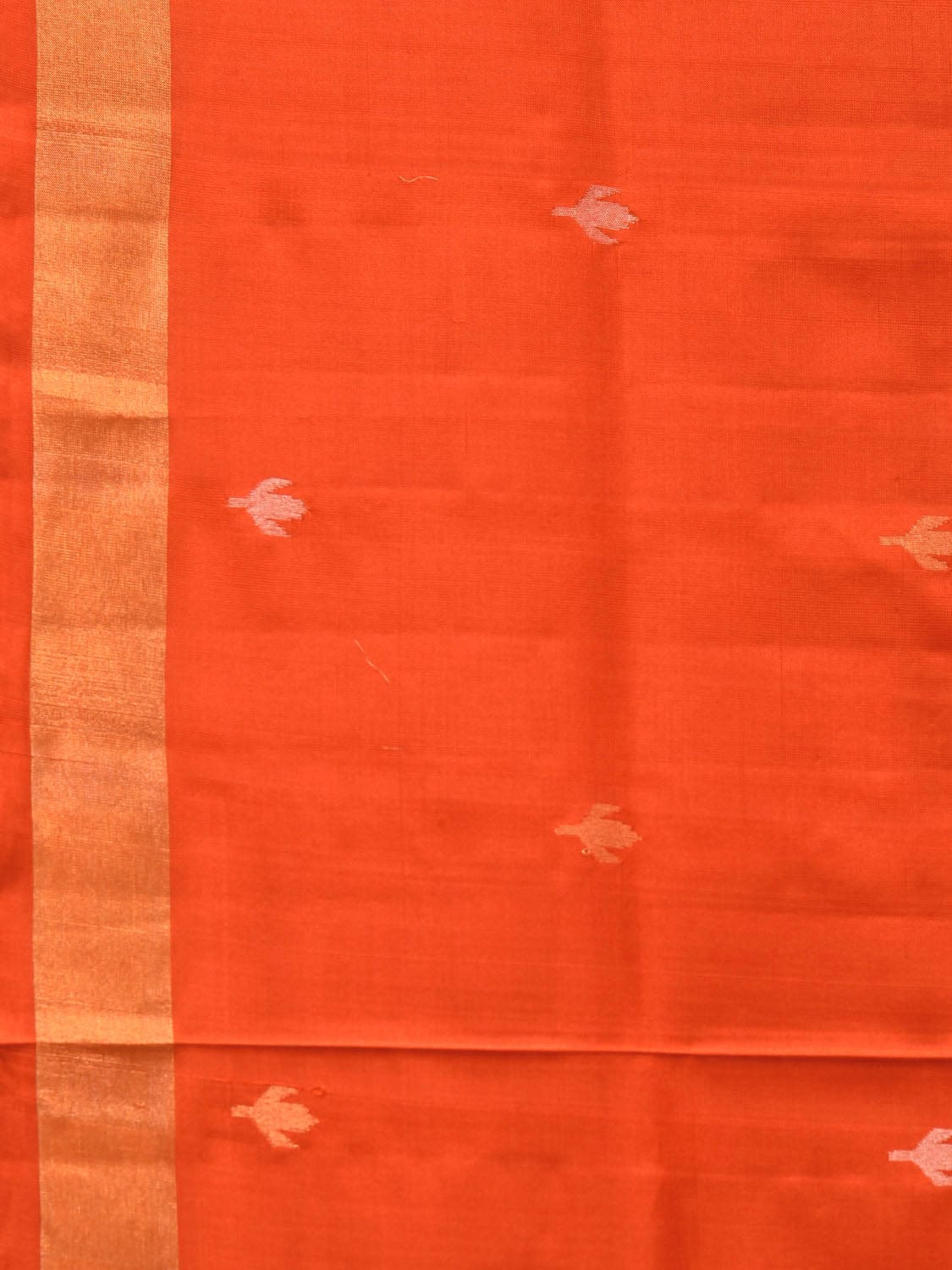 Orange Uppada Silk Handloom Saree with Jamdani Pallu Design u1975