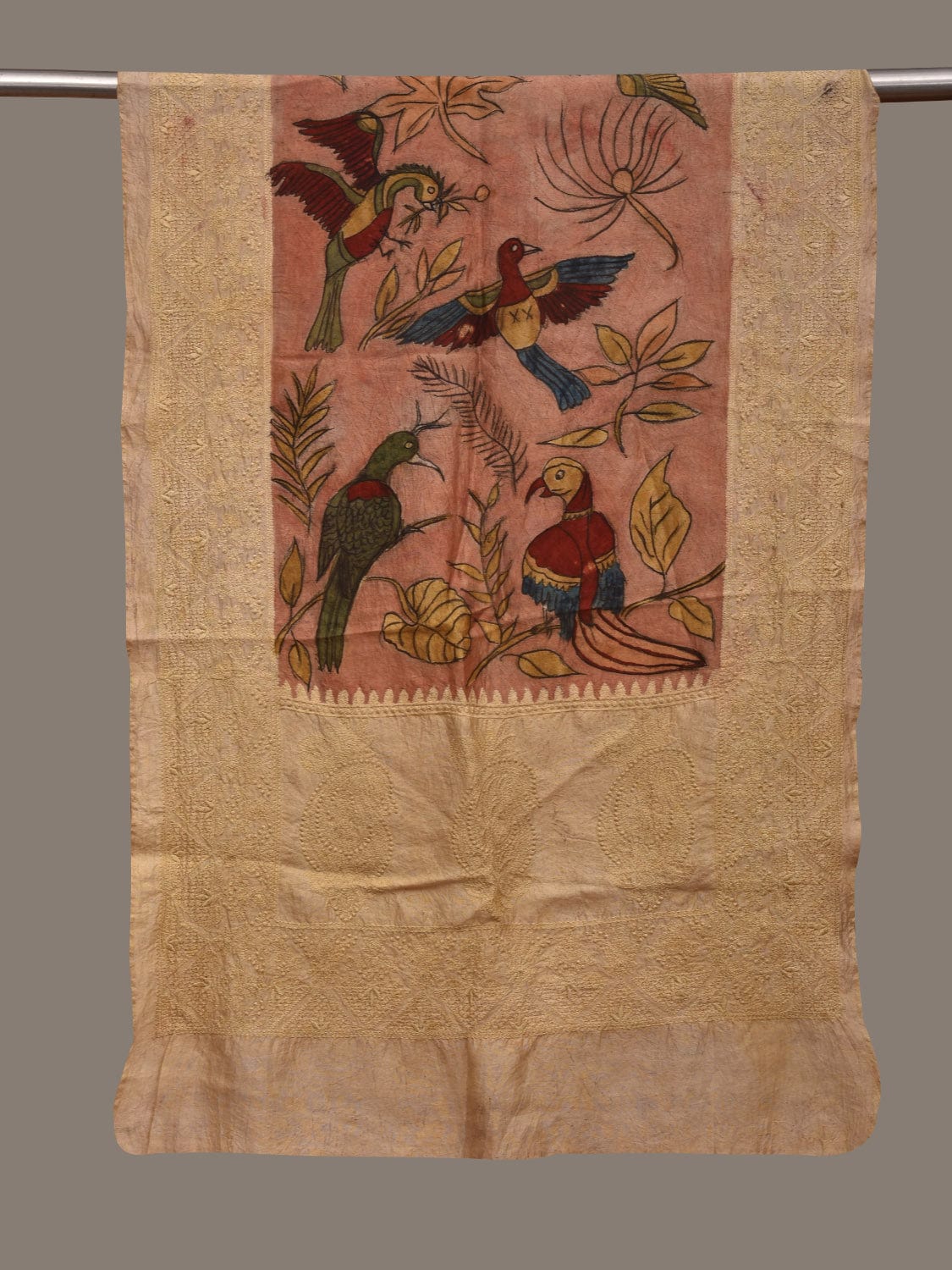 Peach and Cream Kalamkari Hand Painted Silk Handloom Stole with Birds and Embroidary Design ds3009