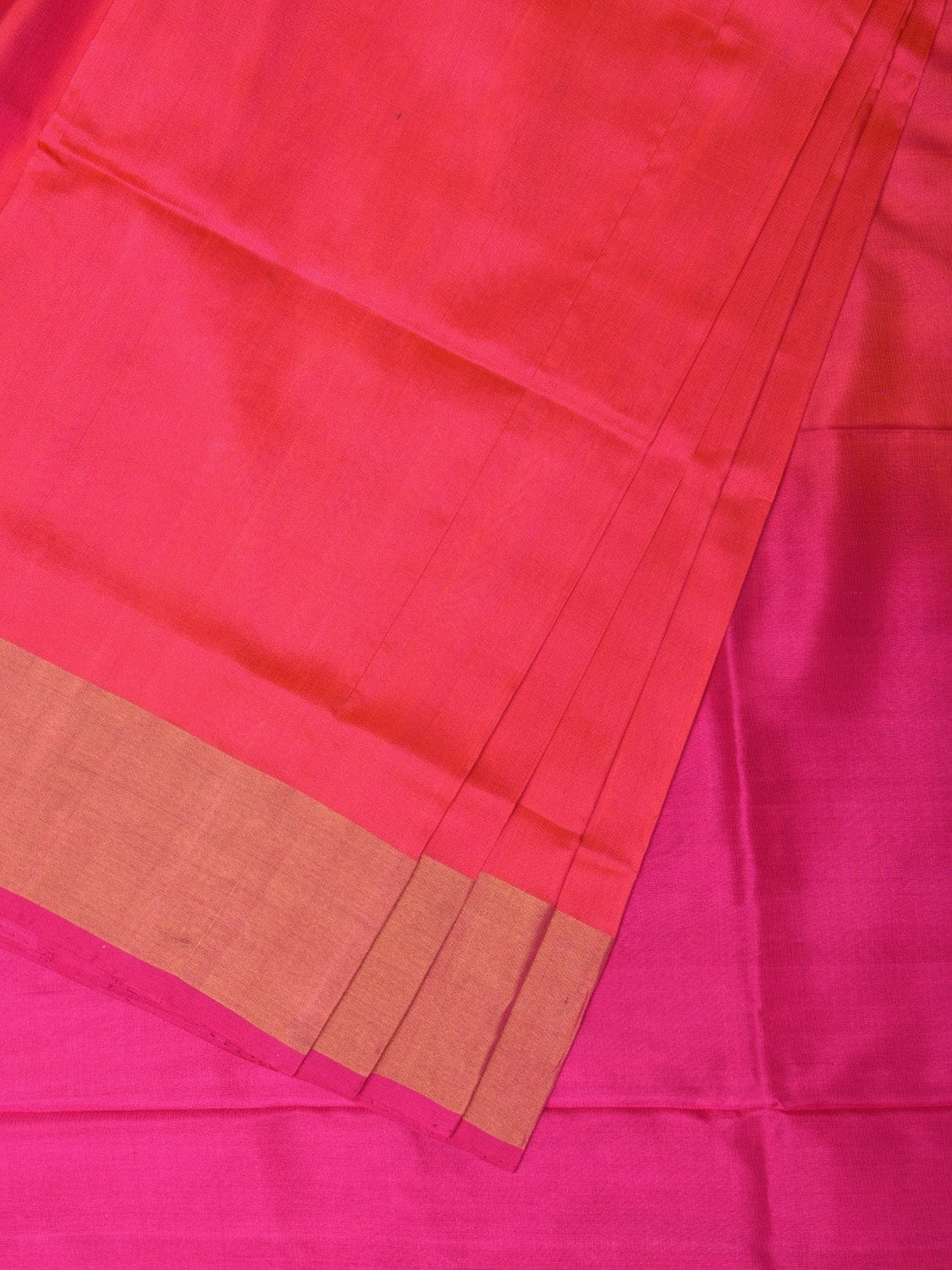 Peach and Pink Uppada Silk Handloom Plain Saree with Contrast Pallu Design u2112