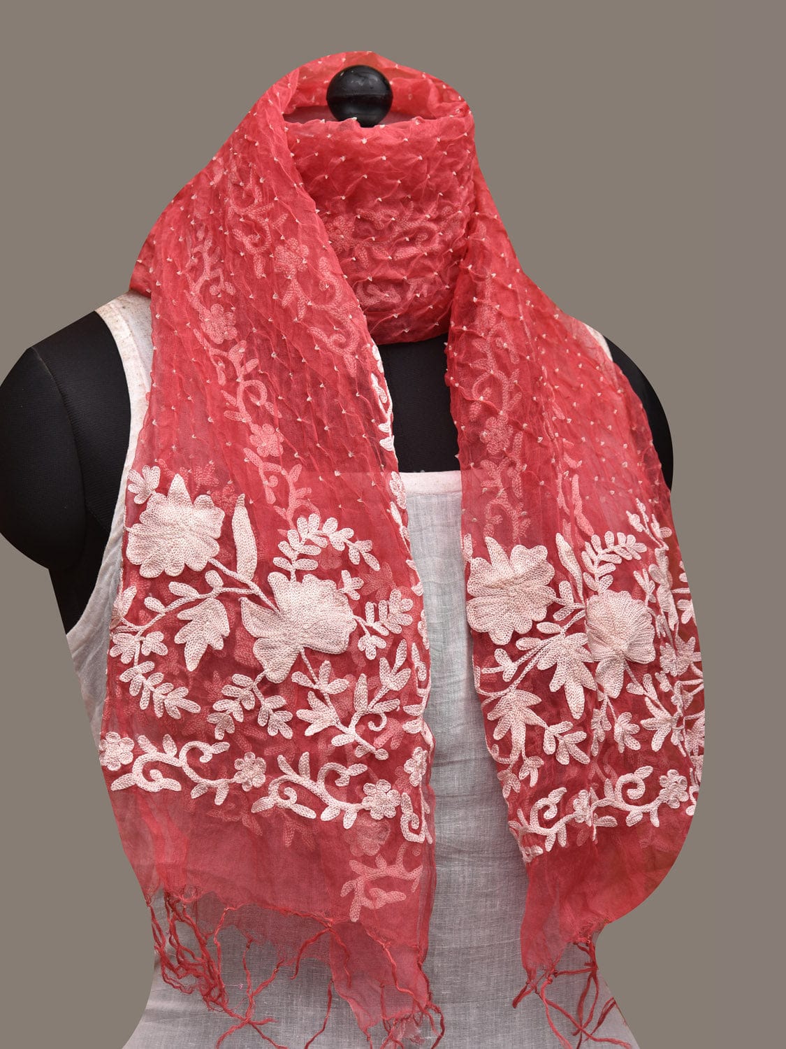 Peach Bandhani Organza Stole with Embroidary Work Design ds2856