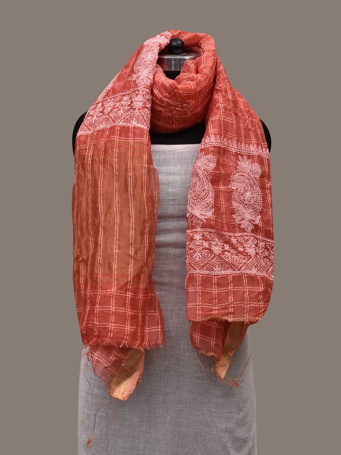 Peach Bandhani Silk Handloom Dupatta with Mango and Border Design ds2905