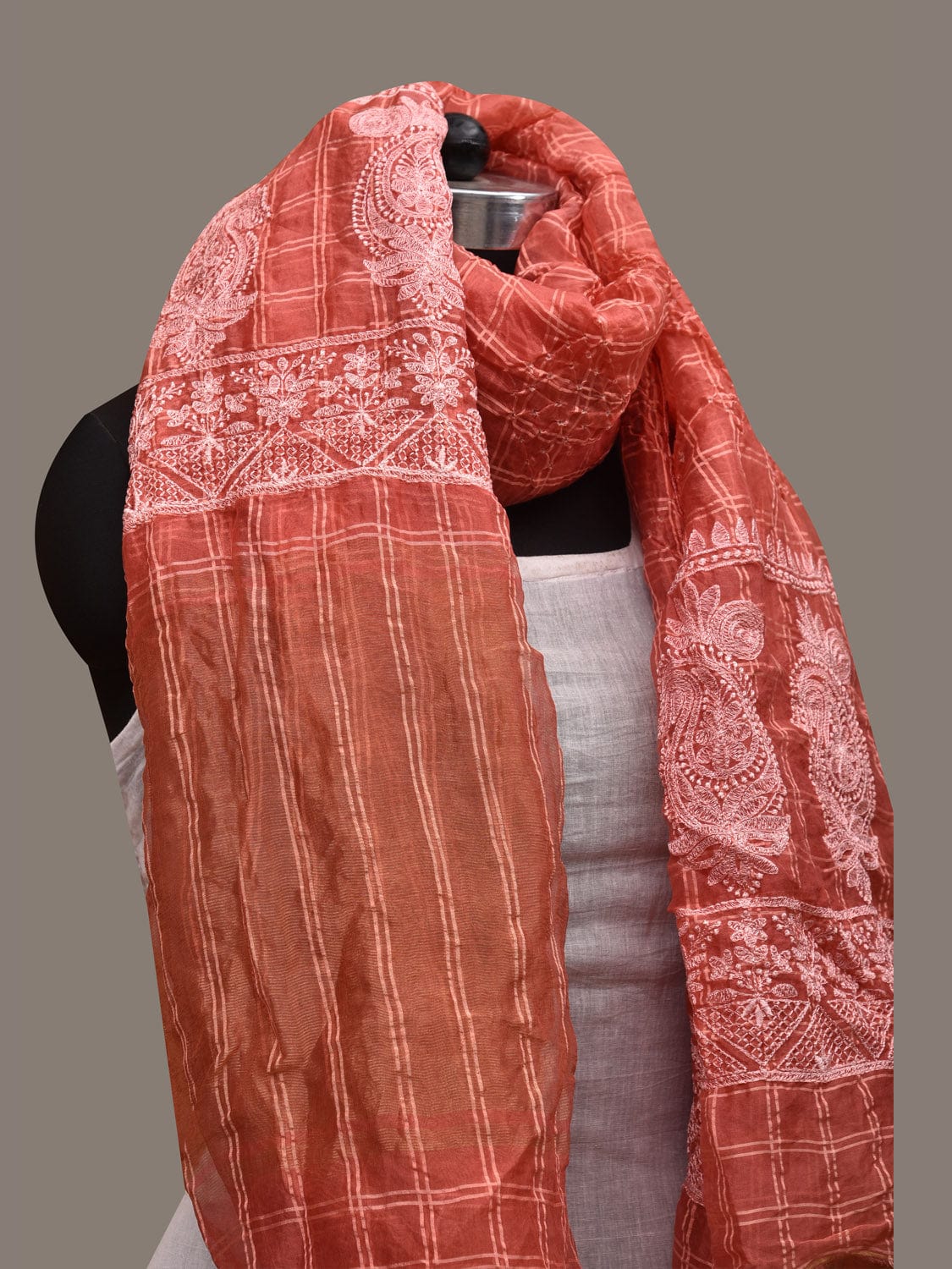 Peach Bandhani Silk Handloom Dupatta with Mango and Border Design ds2905