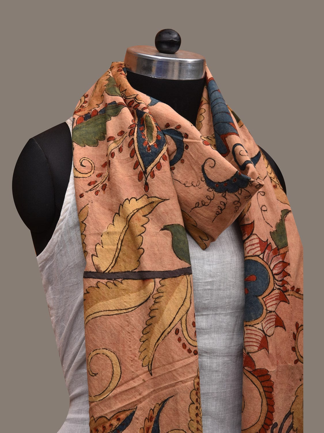 Peach Kalamkari Hand Painted Cotton Handloom Dupatta with Doby Border and Floral Design ds2870