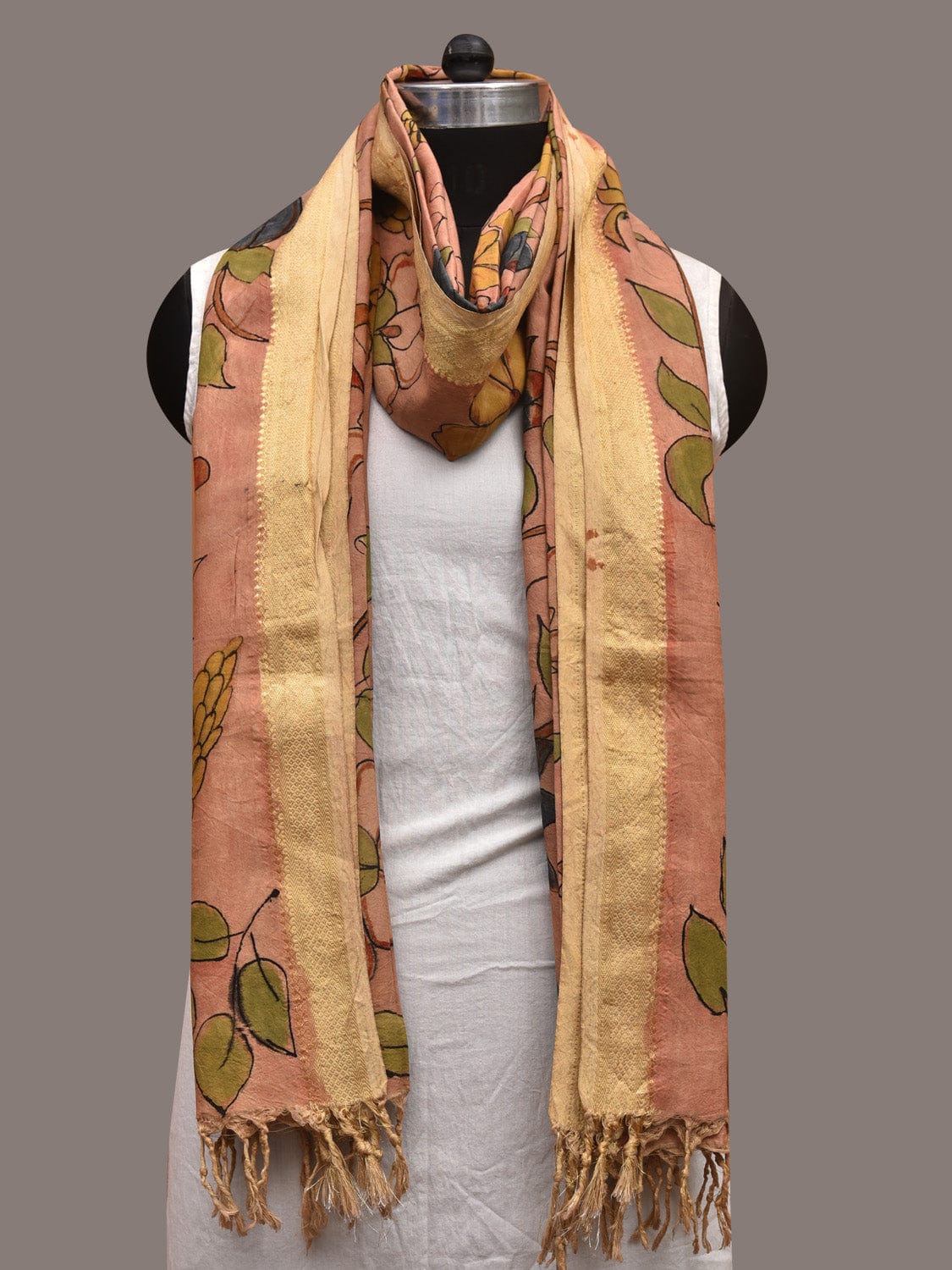 Peach Kalamkari Hand Painted Sico Dupatta with Floral Design ds3582