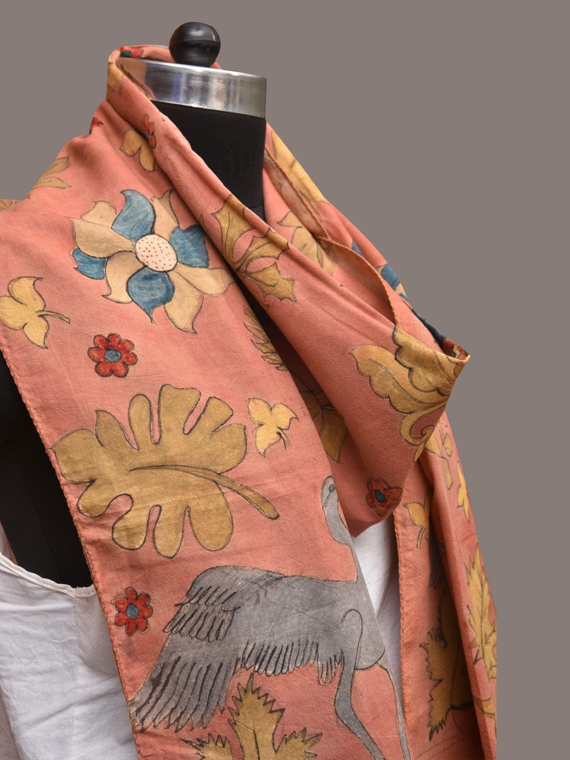 Peach Kalamkari Hand Painted Sico Stole with Floral and Birds Design ds3407