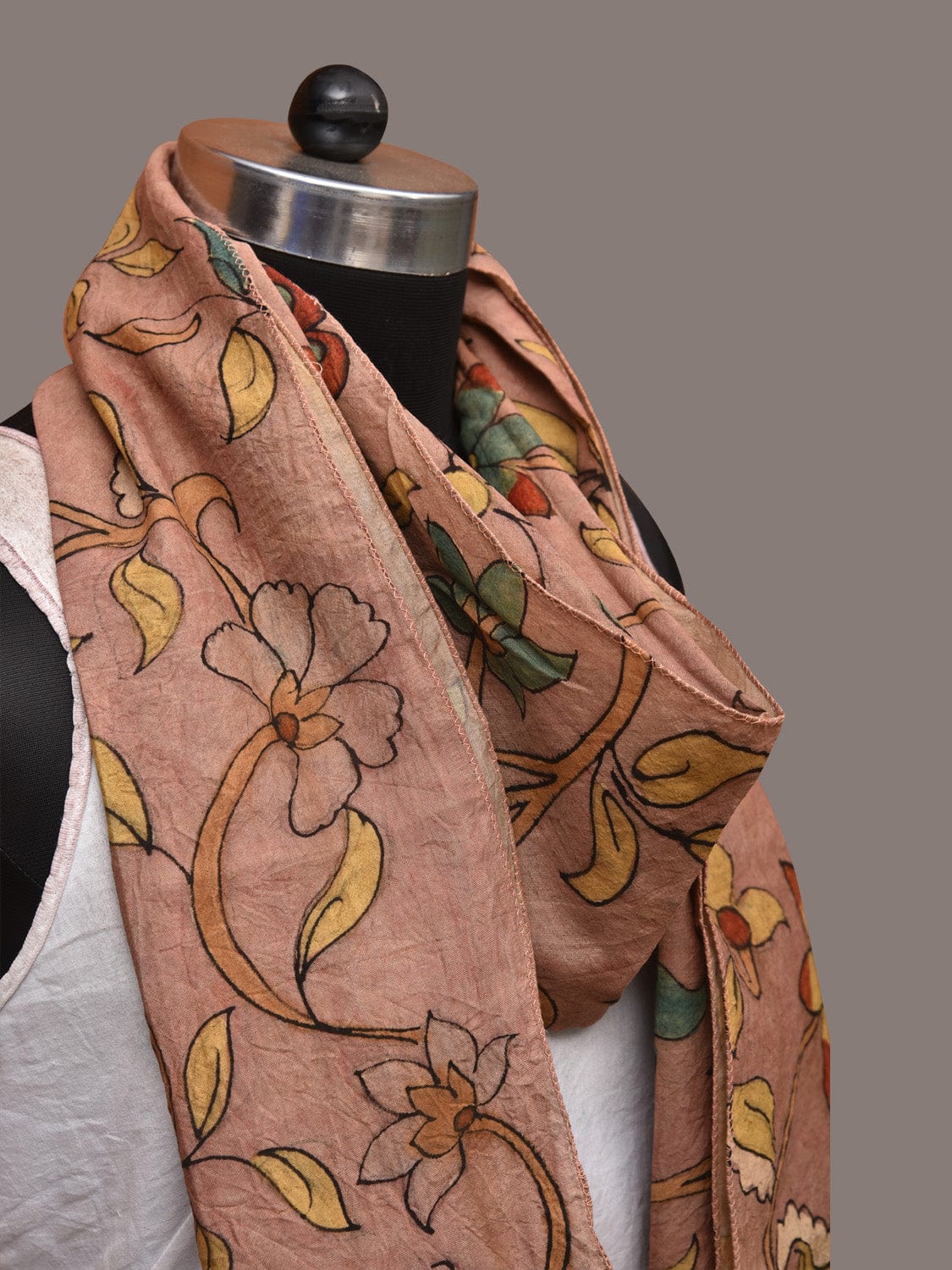 Peach Kalamkari Hand Painted Sico Stole with Floral Design ds3526
