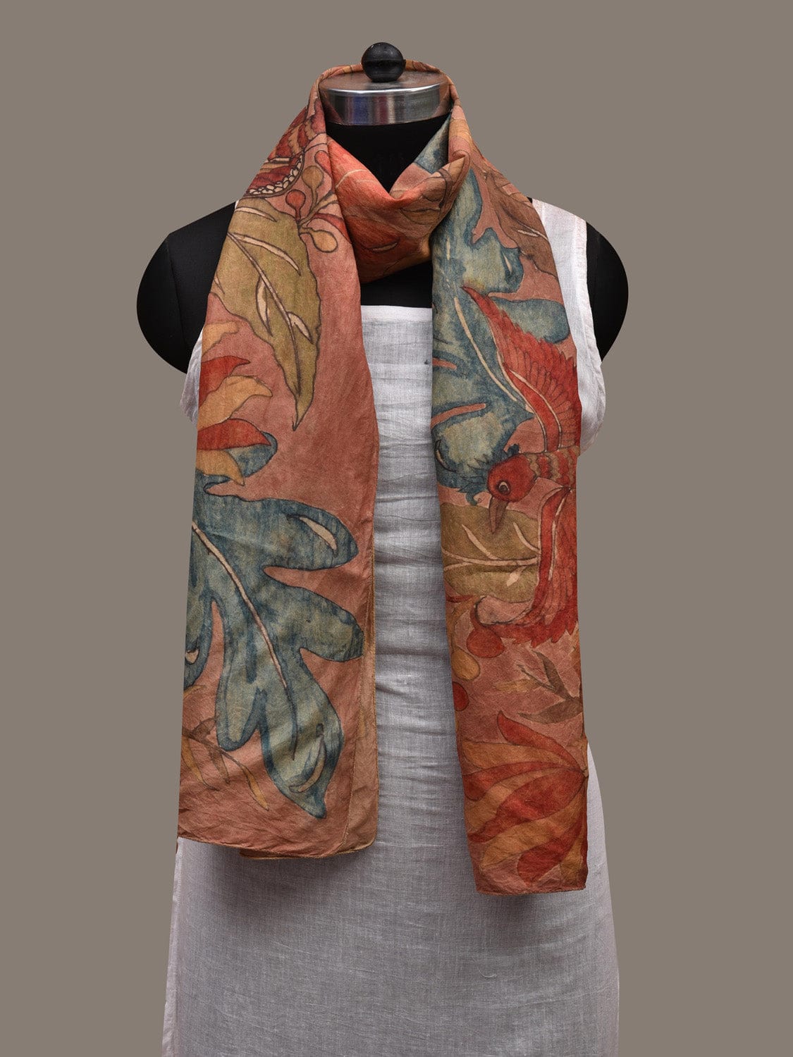 Peach Kalamkari Hand Painted Silk Handloom Stole with Birds and Leaves Design ds2683