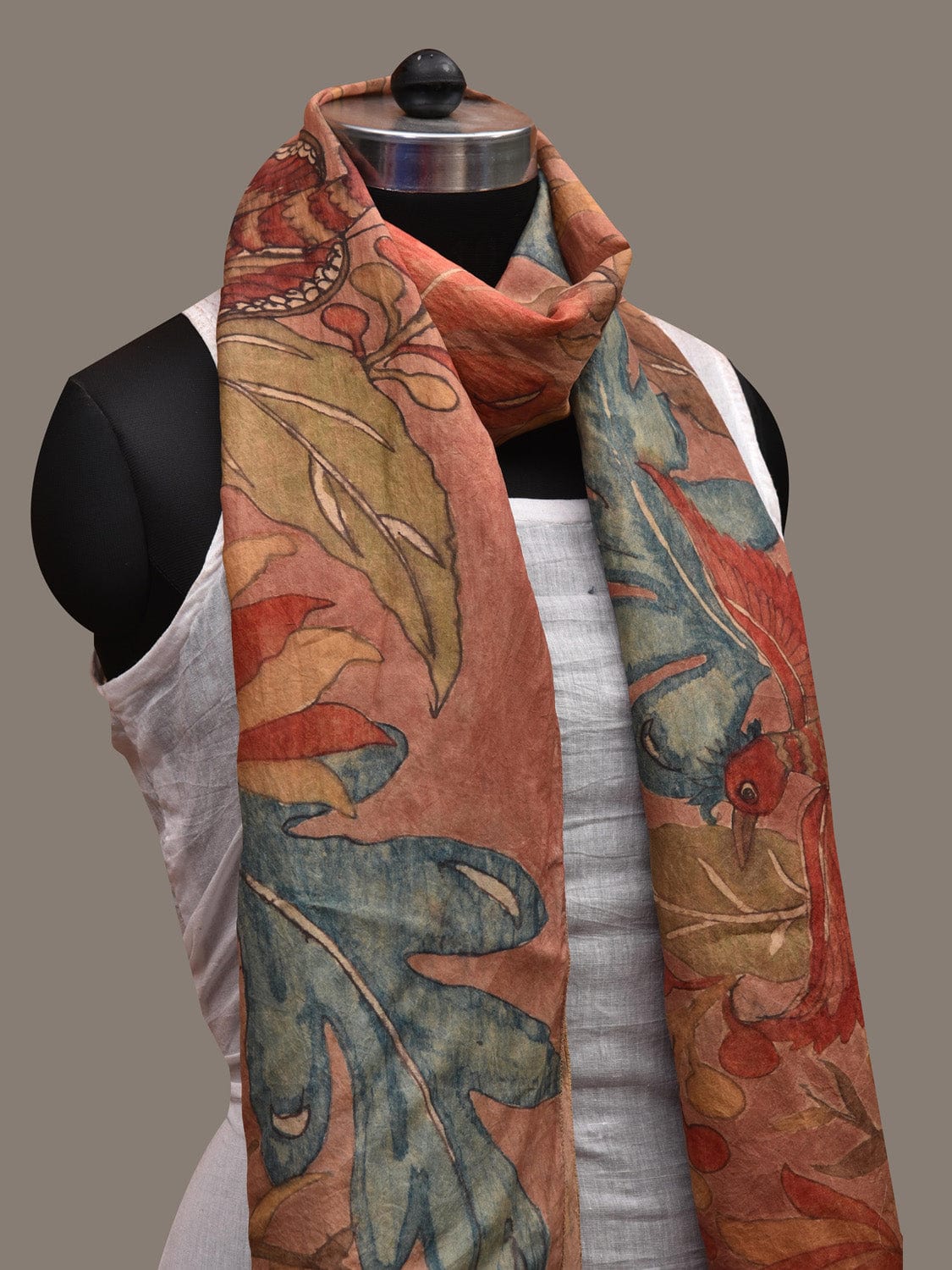 Peach Kalamkari Hand Painted Silk Handloom Stole with Birds and Leaves Design ds2683