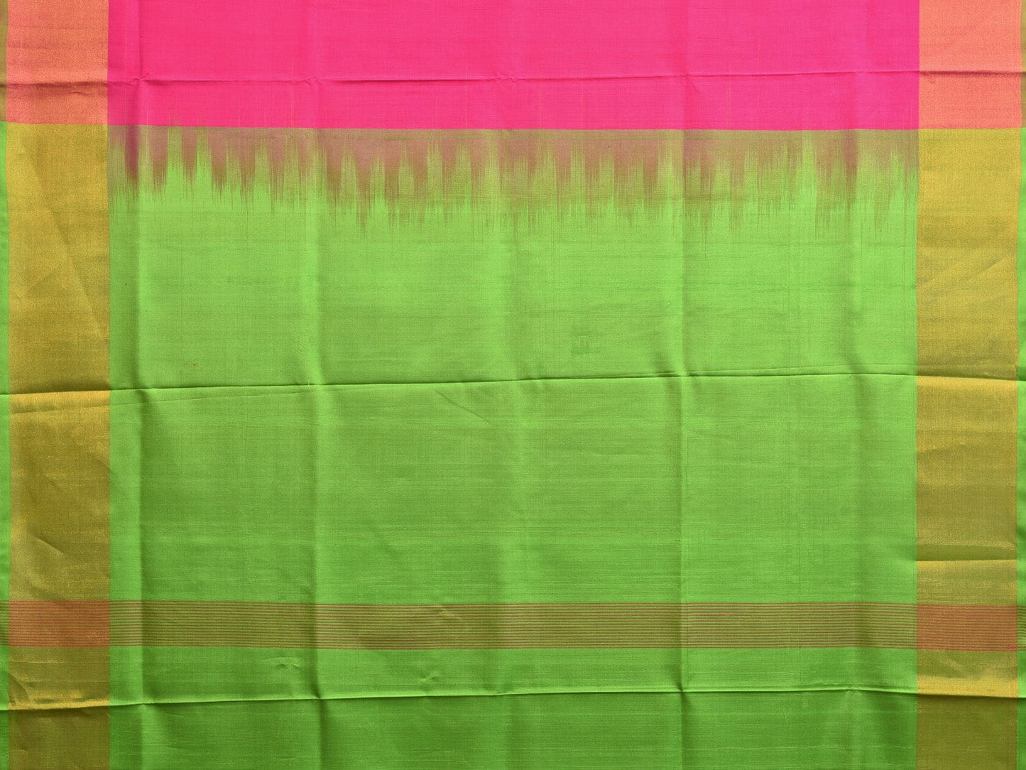 Pink and Green Uppada Plain Silk Handloom Saree with Contrast Pallu Design u2235