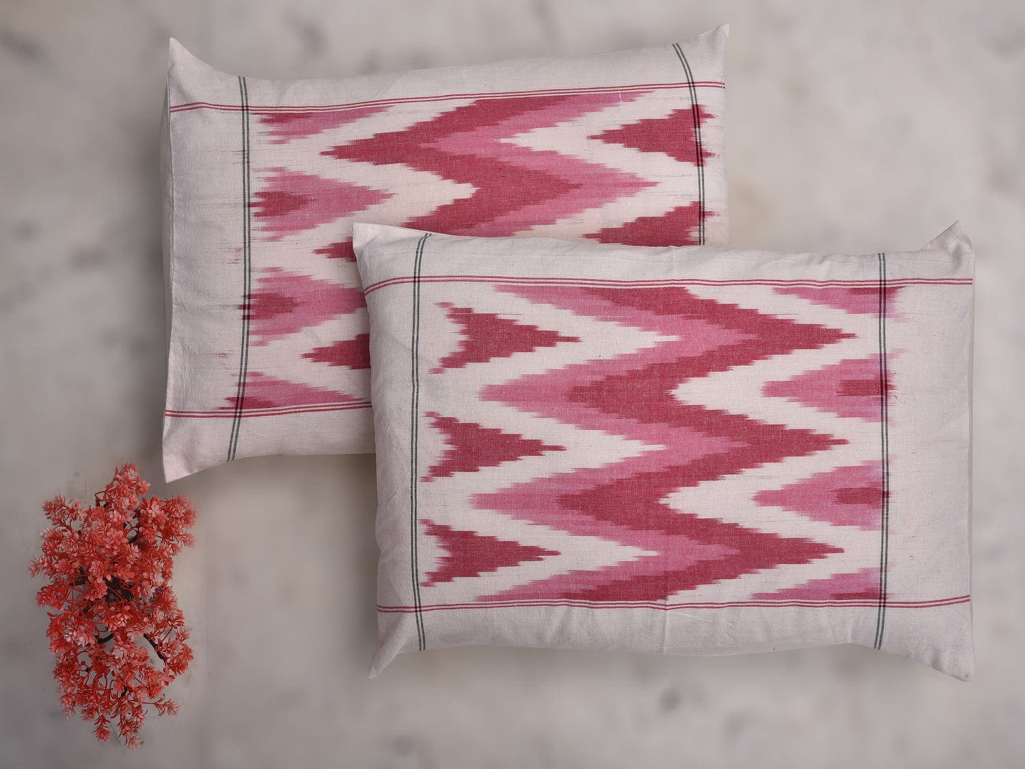 Pink Pochampally Ikat Cotton Handloom Bedsheet with Zig-Zag Design 90 x 108 Inches bd0044