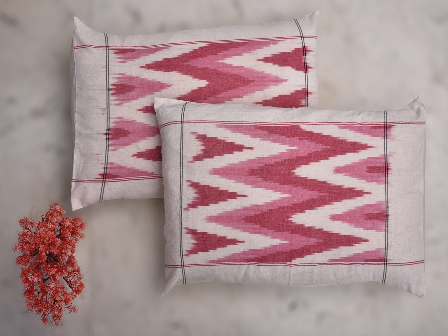 Pink Pochampally Ikat Cotton Handloom Bedsheet with Zig-Zag Design 90 x 108 Inches bd0044