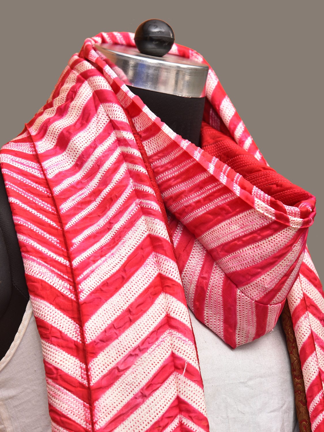 Pink Shibori Kanchipuram Silk Handloom Dupatta with Zig-Zag Design ds3255