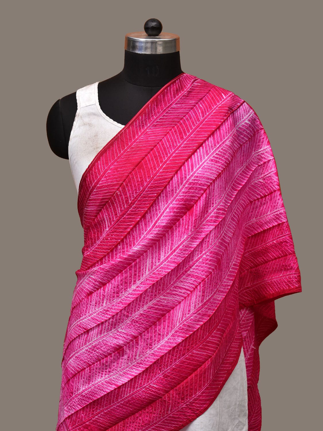Pink Shibori Silk Handloom Stole with Zig-Zag Design ds3156
