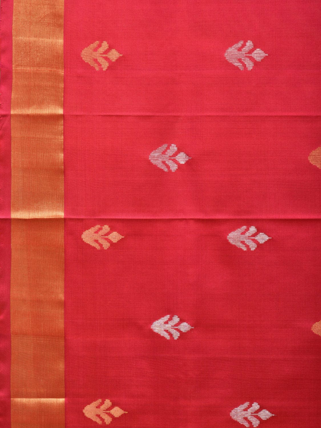 Pink Uppada Silk Handloom Saree with Floral Pallu Design u2180