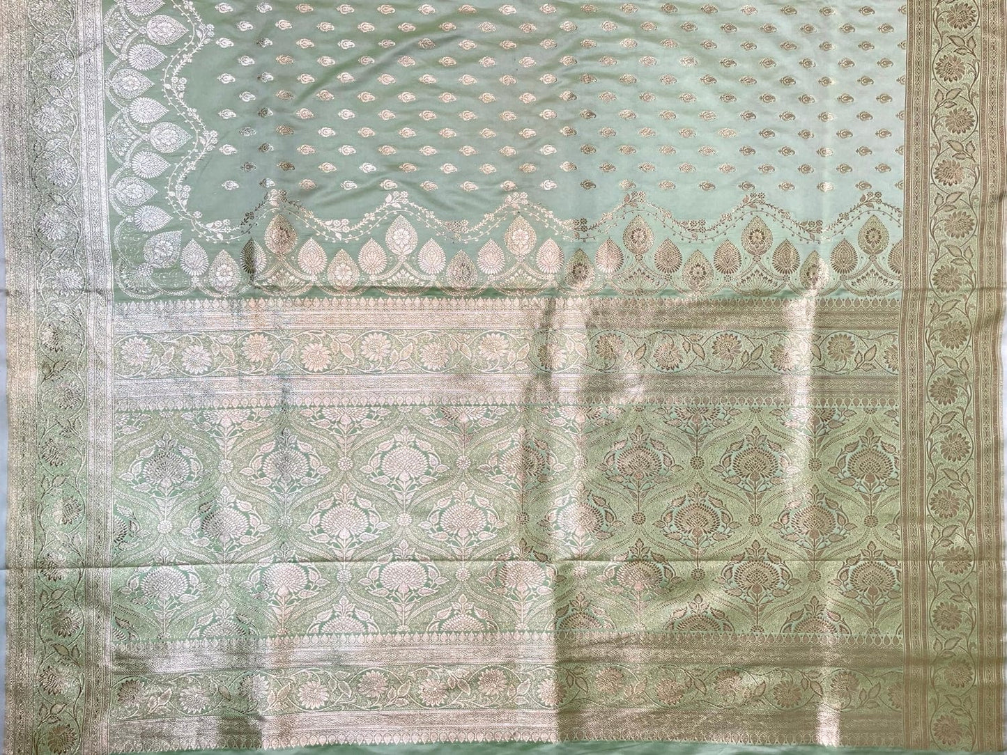 Pista Banaras Katan Silk Saree with Body Butti and Border Design b0401ds