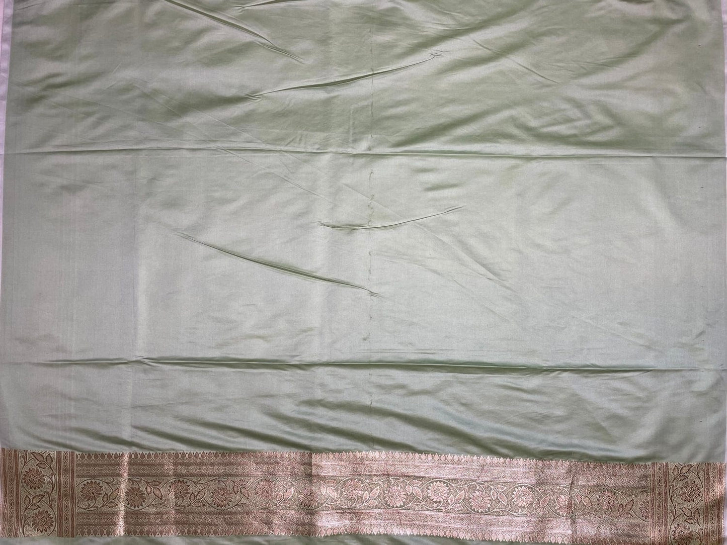 Pista Banaras Katan Silk Saree with Body Butti and Border Design b0401ds