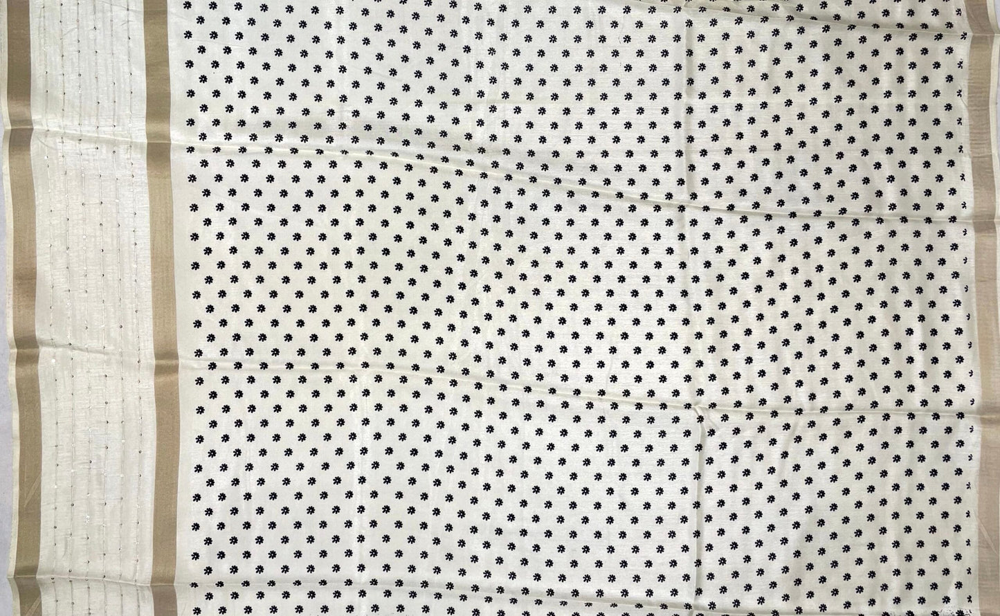 Cream Monochrome Printed Saree with Zari Lines Border and Tribal Design pr0015ai