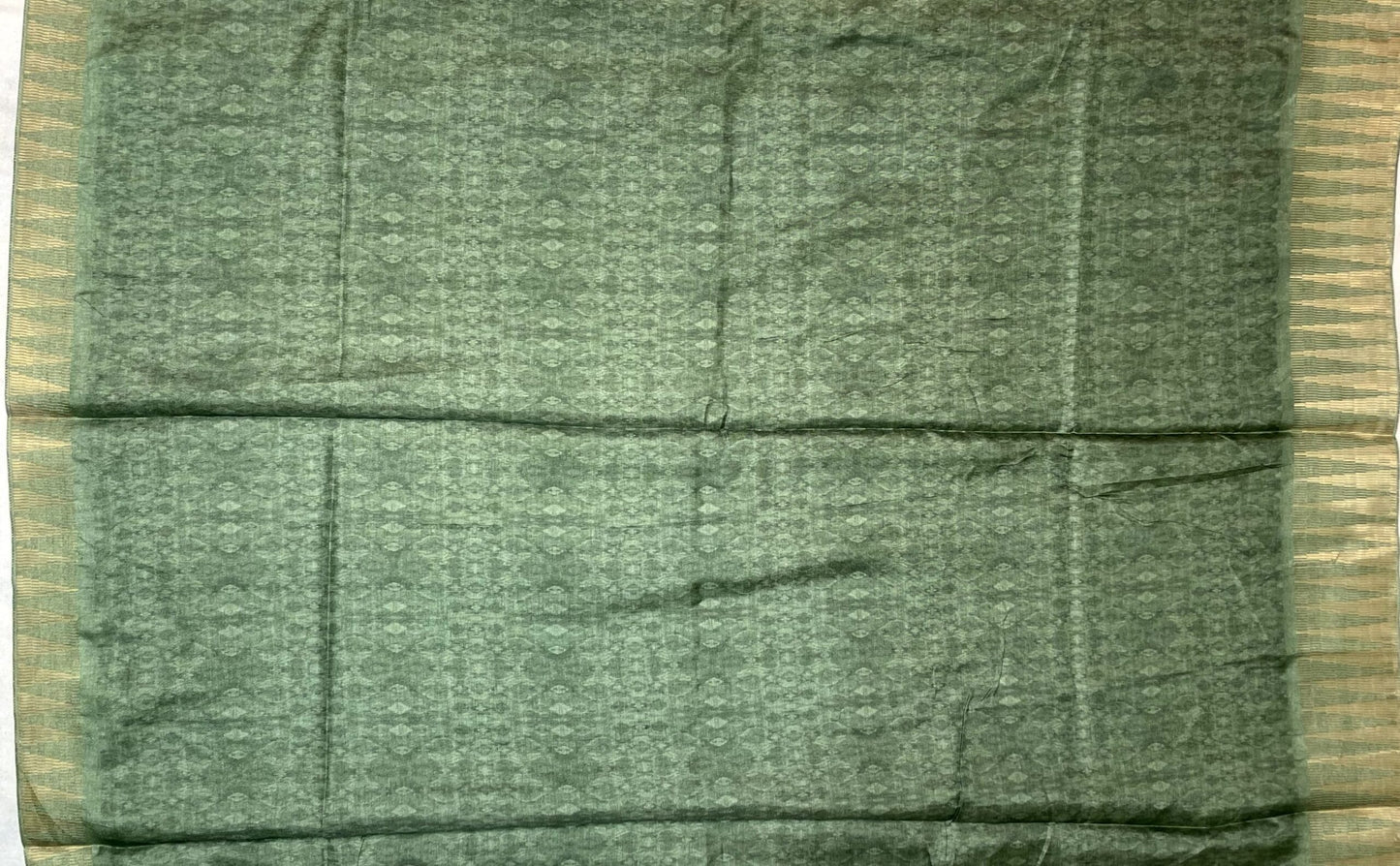 Green and Cream Digital Printed Viscose Silk Saree with Village Theme Design pr0056ap