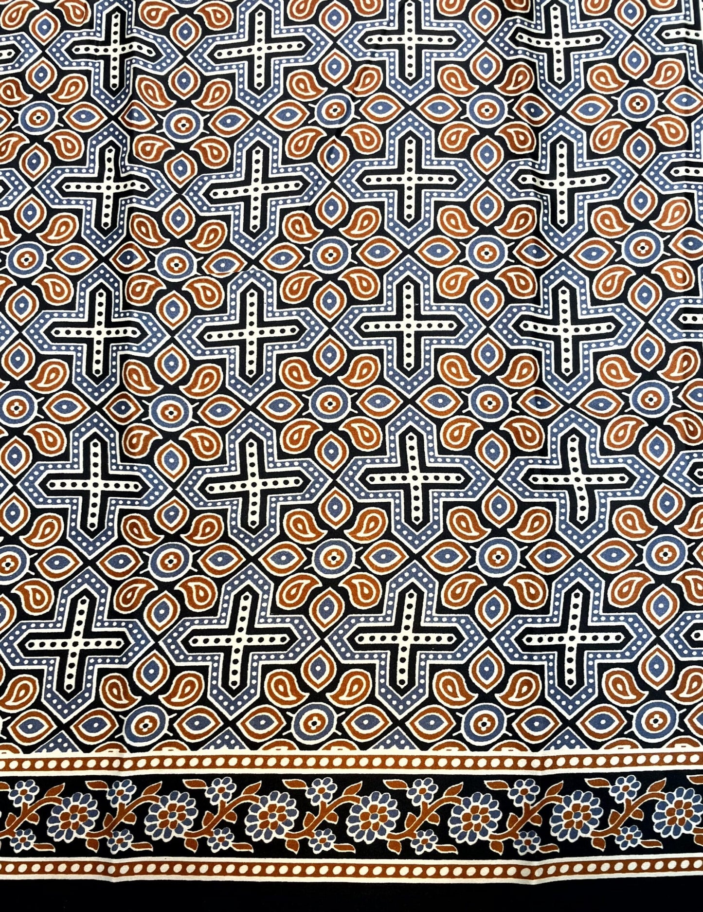 Multi Colour Ajrakh Print Saree with Geometrical Design pr0081ap