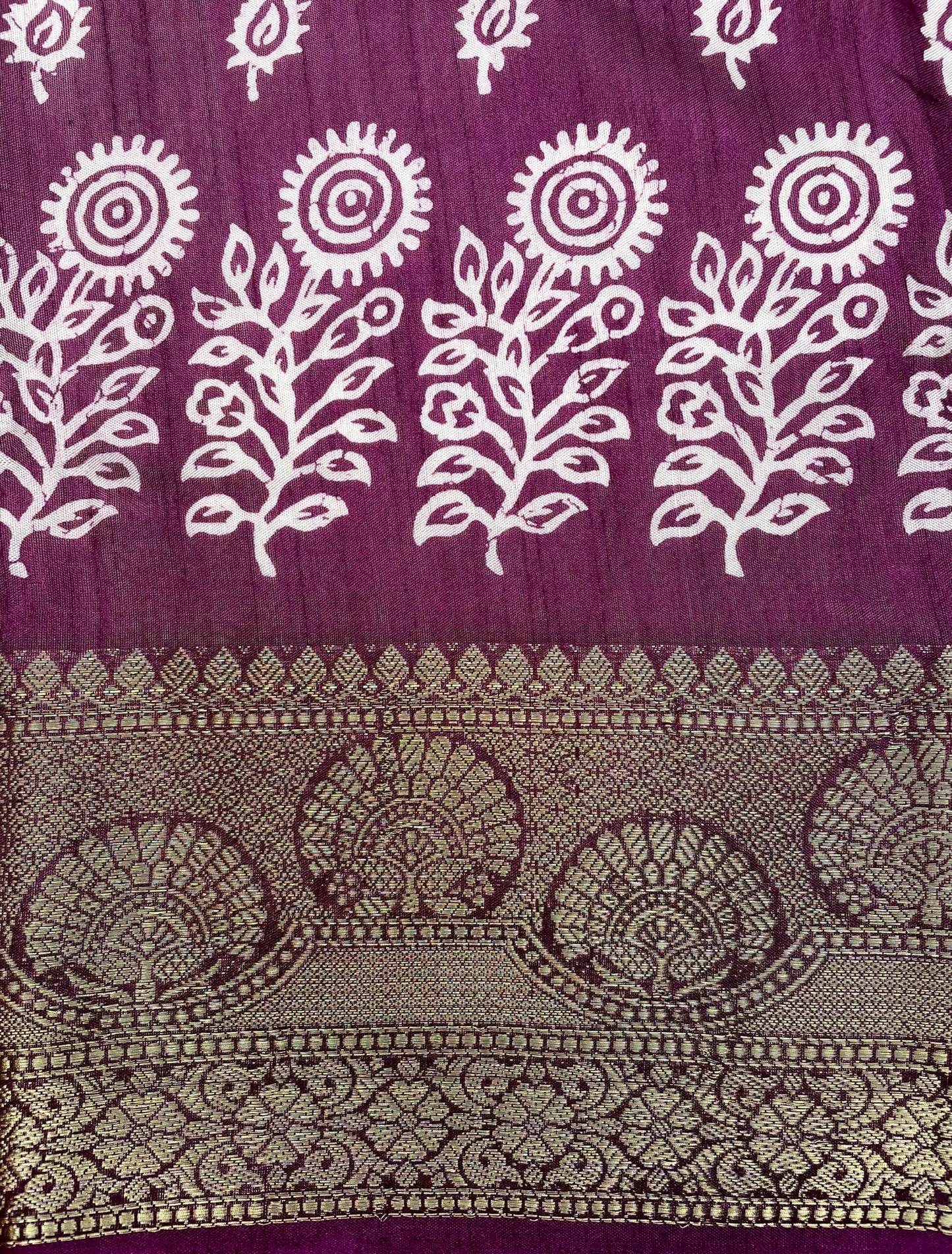 Magenta Viscose Silk Khadi Print Zari Border with Body and Pallow Design pr0091ds